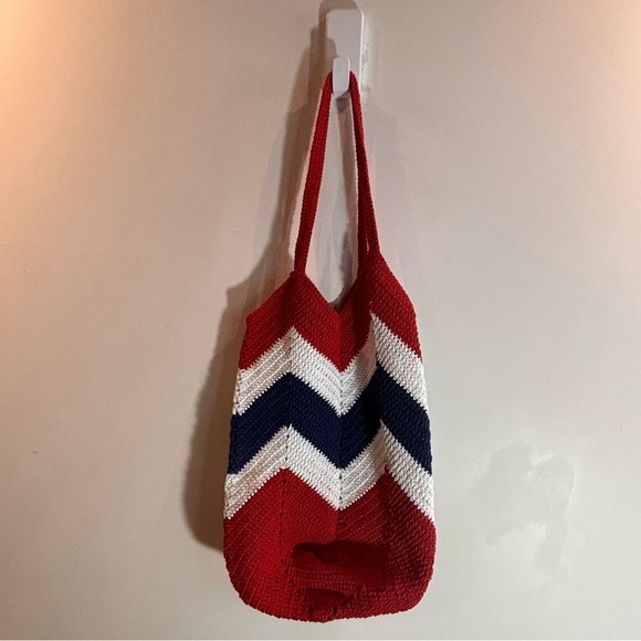 BAG Handmade Crochet Colour Block Shoulder Handbag with Tassels - Picture 6 of 8